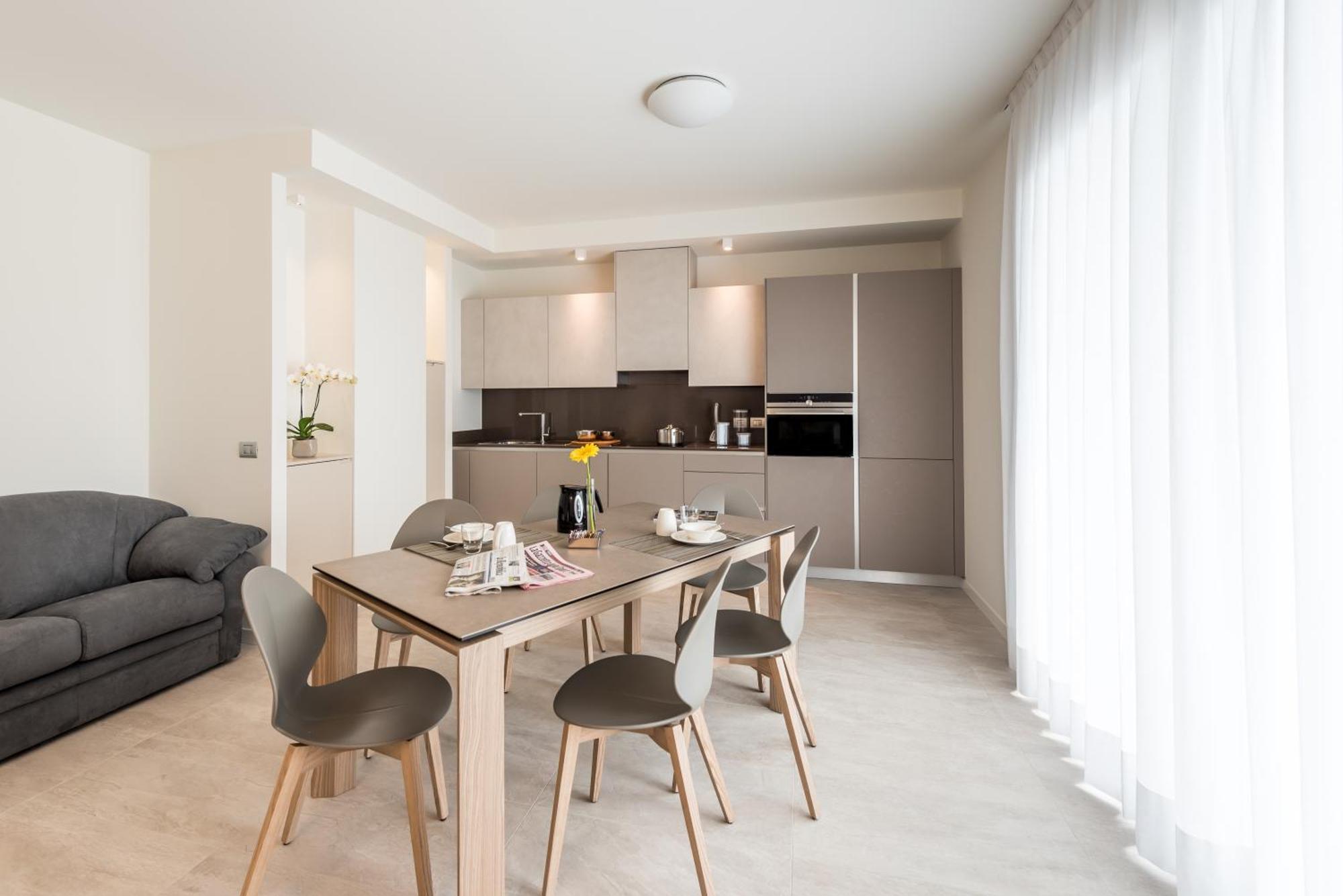 Hesperia Hotel & Residence Jesolo Extérieur photo