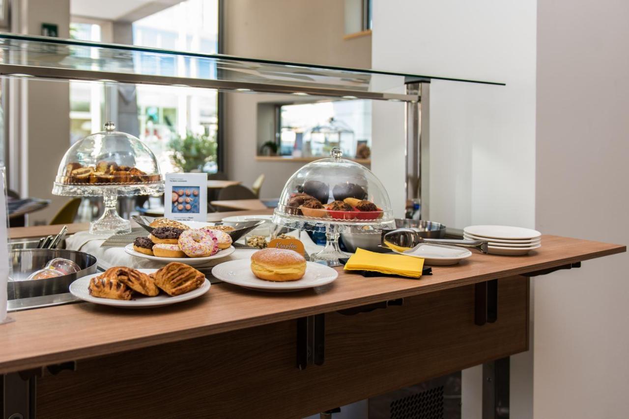 Hesperia Hotel & Residence Jesolo Extérieur photo