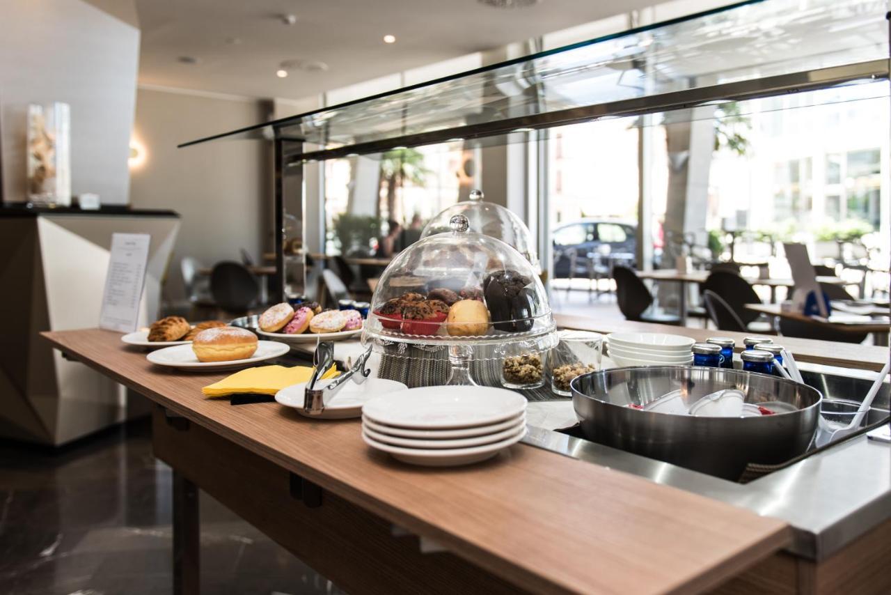 Hesperia Hotel & Residence Jesolo Extérieur photo